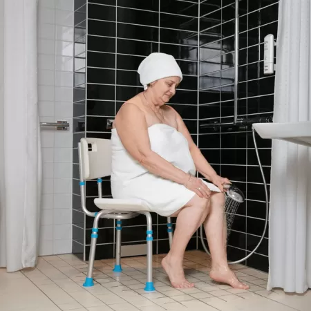 Стул для ванны Ortonica Lux-675