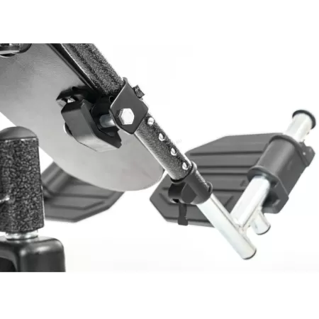 Кресло-коляска МЕТ PARTNER с регулировкой угла наклона спинки и подножек, ширина сиденья 45 см, колеса пневматические