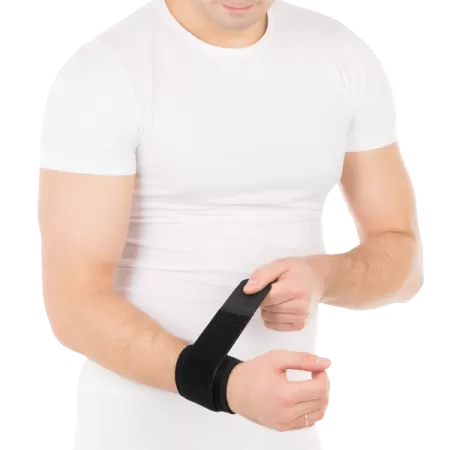 Бандаж на лучезапястный сустав Тривес Т-8303/Т.36.03 