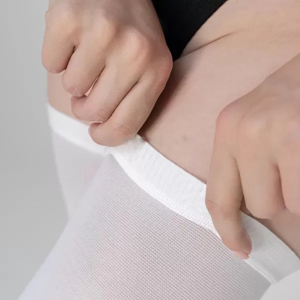 Чулки антиэмболические 2кк 22-32 мм рт.ст. Тривес TK.233E 